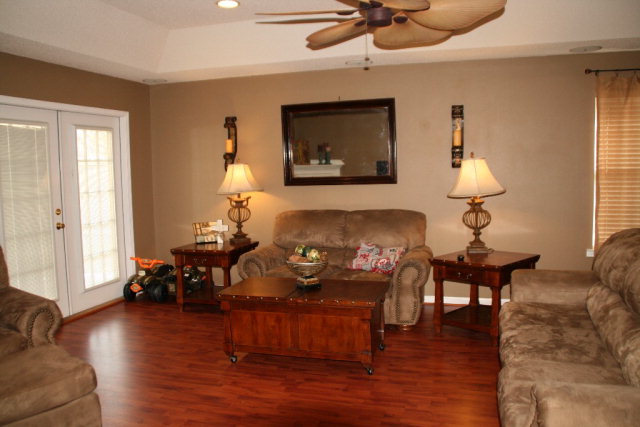 128 Elmwood Dr, Dothan, AL 36303