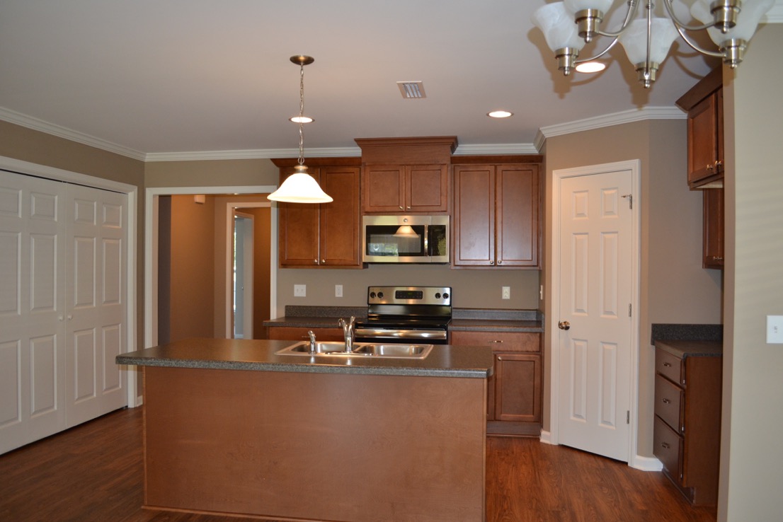 300 Londonberry, Dothan, AL 36303