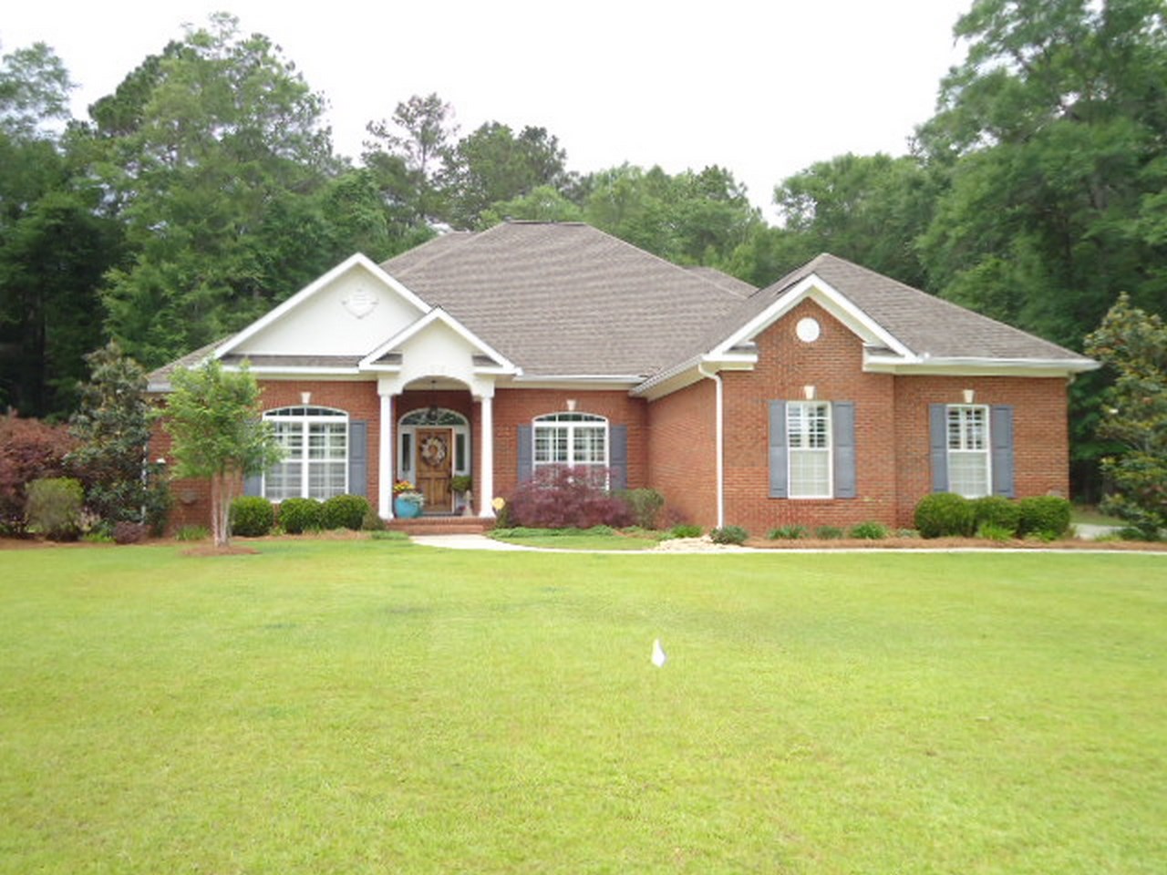 421 Oakwood Drive, Dothan, AL 36303