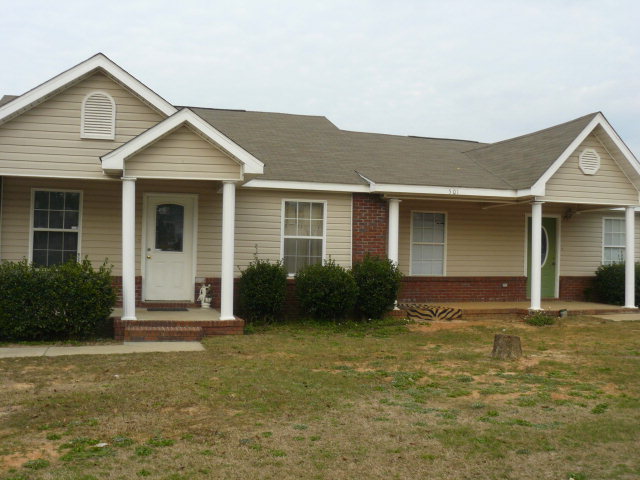 423-511 E Spring St, Dothan, AL 36303