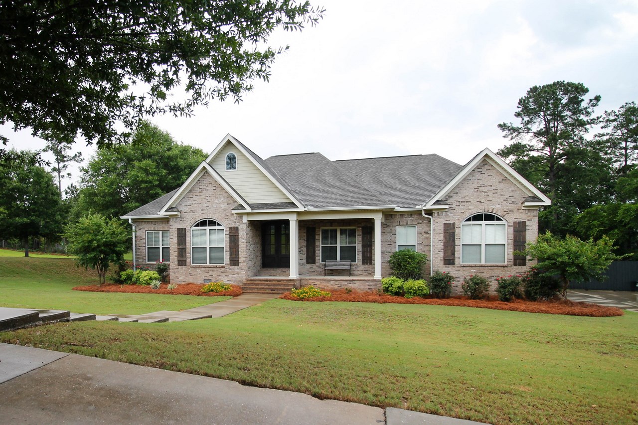 501 Gladstone Way, Dothan, AL 36305