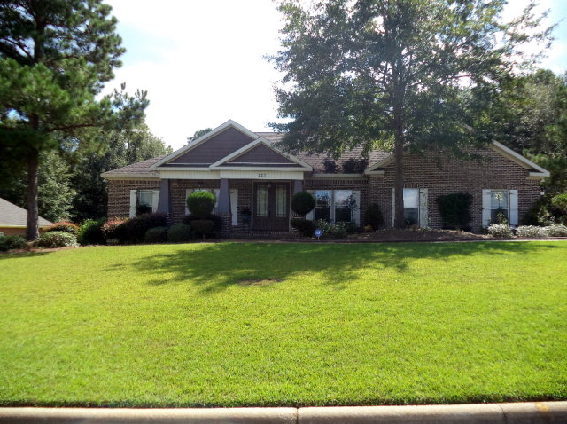 223 Halifax Drive, Dothan, AL 36305