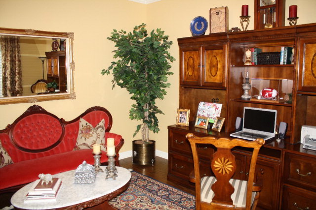 203 Gladstone, Dothan, AL 36305