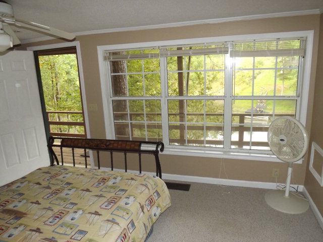 703 Calhoun Rd., Abbeville, AL 36310