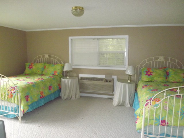 703 Calhoun Rd., Abbeville, AL 36310