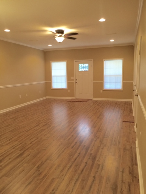 344 E Main St, Ashford, AL 36312