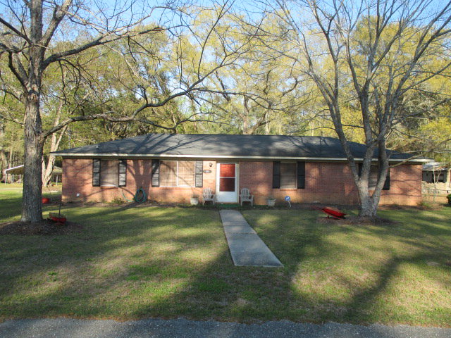 319 Ruth Cir, Cowarts, AL 36321