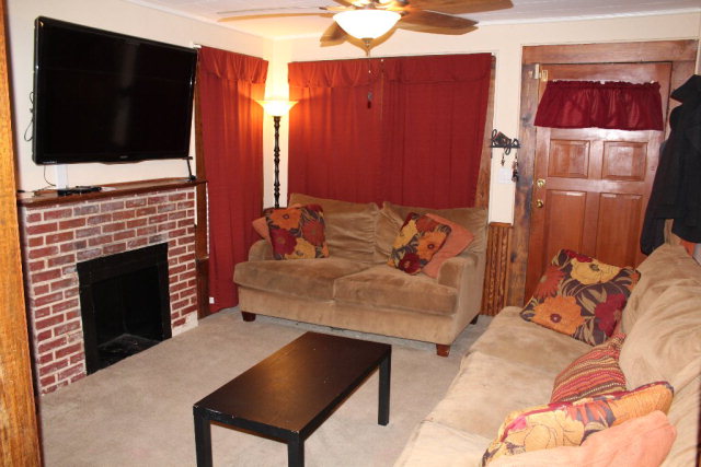 209 MERRITT STREET, Geneva, AL 36340