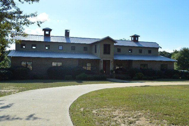 2206 County Road 15, Headland, AL 36345