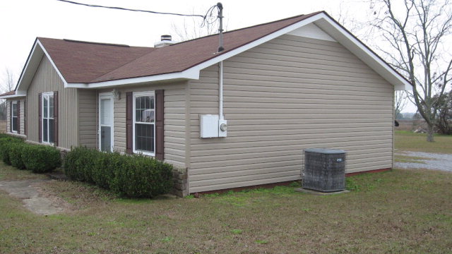 1887 Wicksburg Road, Newton, AL 36352