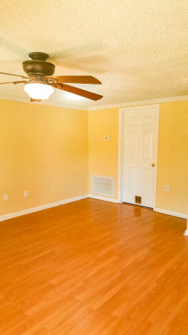 60 Helms, Newton, AL 36352