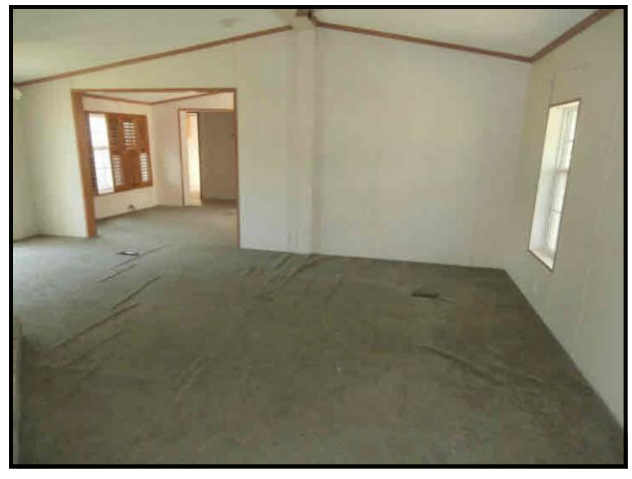 21412 Chickasaw AvenueLockhart, AL, 36455Covington County