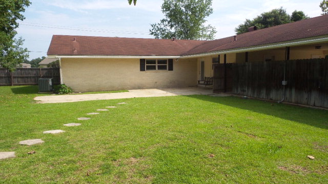 614 McRae Street, Atmore, AL 36502