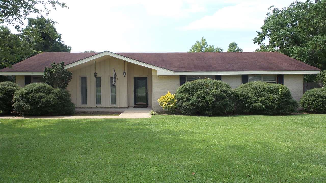 614 MCRAE ST, Atmore, AL 36502