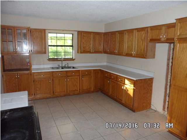 105COUNTY LINE RD, Citronelle, AL 36522