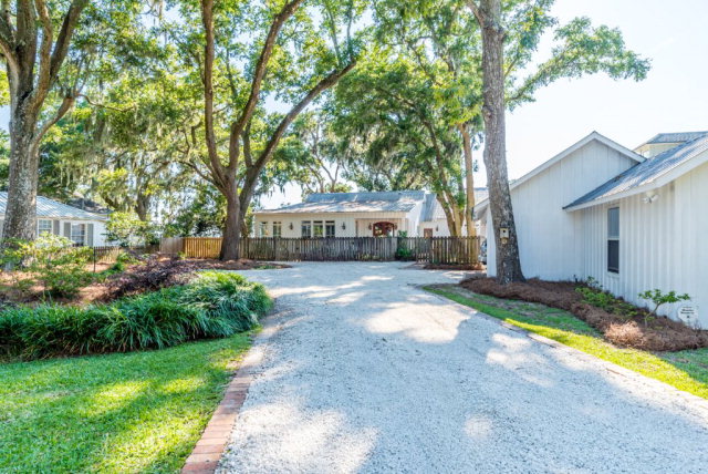 1207 Lovette Lane, Daphne, AL 36526