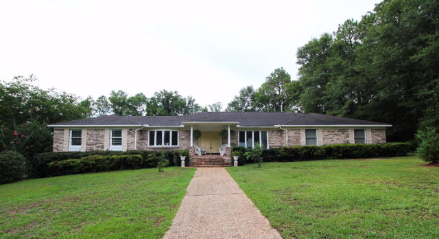 301 Beall Lane, Daphne, AL 36526