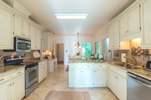 30643 Middle Creek Circle, Spanish Fort, AL 36527