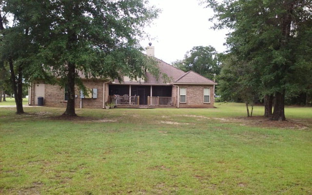 26053 Chatelaine Road, Elberta, AL 36530