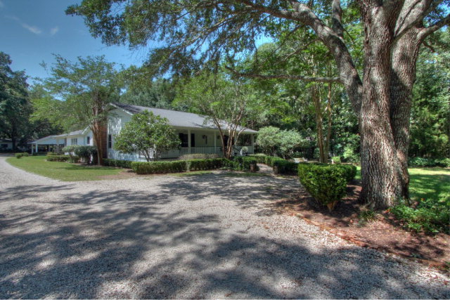 7222 Wood Acres Road, Fairhope, AL 36532
