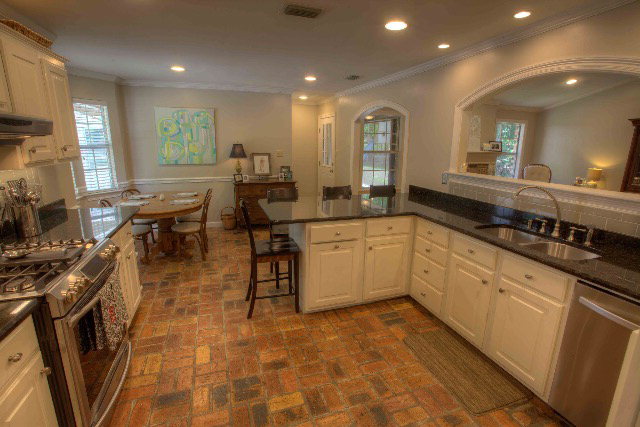 7100 Wood Acres Road, Fairhope, AL 36532