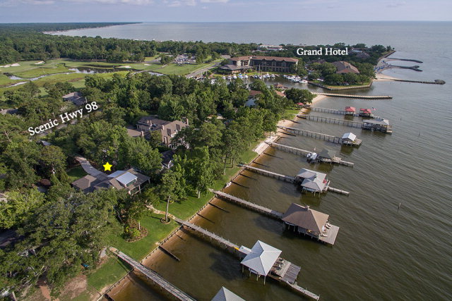 18039 Scenic Highway 98, Fairhope, AL 36532