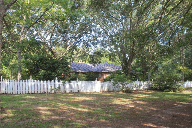 18348 Greeno Road, Fairhope, AL 36532