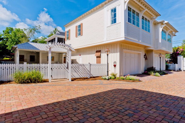 2 Downtown Founders Lane, Fairhope, AL 36532