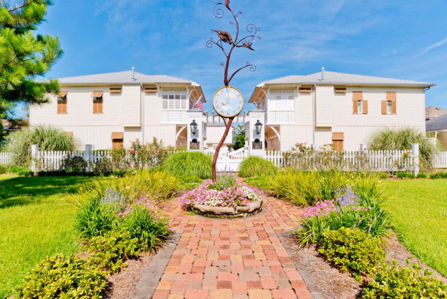 2 Downtown Founders Lane 2, Fairhope, AL 36532