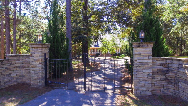 16989 Ferry Road, Fairhope, AL 36532