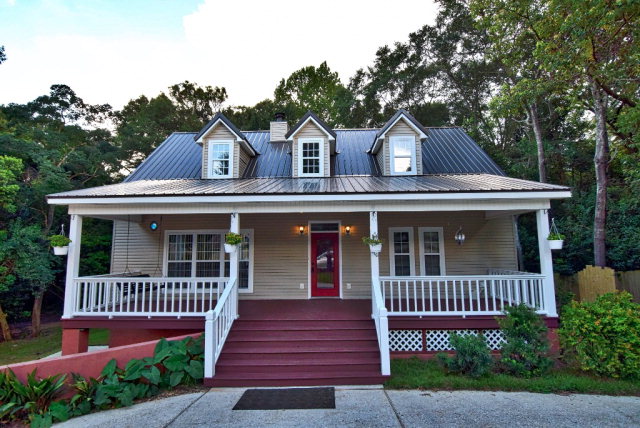410 Wisteria Street, Fairhope, AL 36532