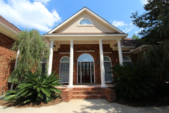 112 Easton Cir., Fairhope, AL 36532