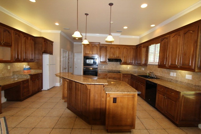 112 Easton Cir., Fairhope, AL 36532