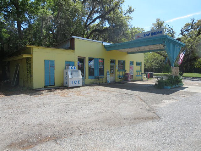 369 Mobile Street, Fairhope, AL 36532