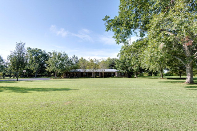 8830 County Road 24, Fairhope, AL 36532
