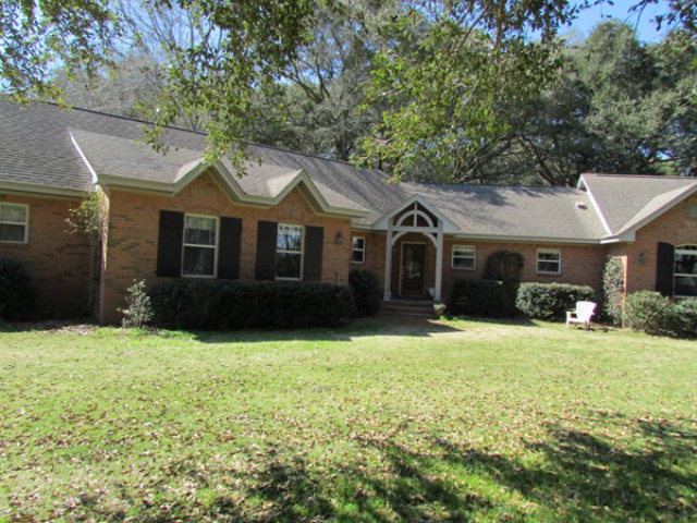 8678 Rolling Oaks Lane, Fairhope, AL 36532