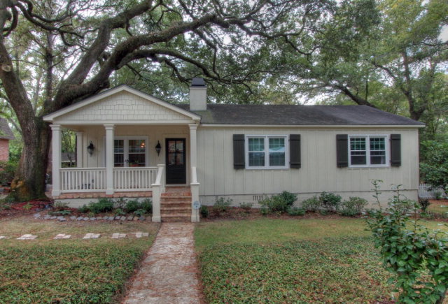 206 Pier Avenue, Fairhope, AL 36532