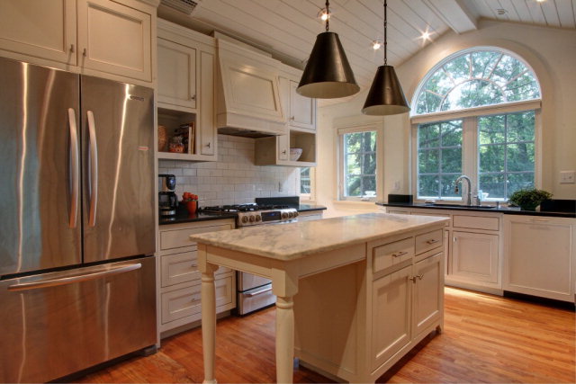 206 Pier Avenue, Fairhope, AL 36532