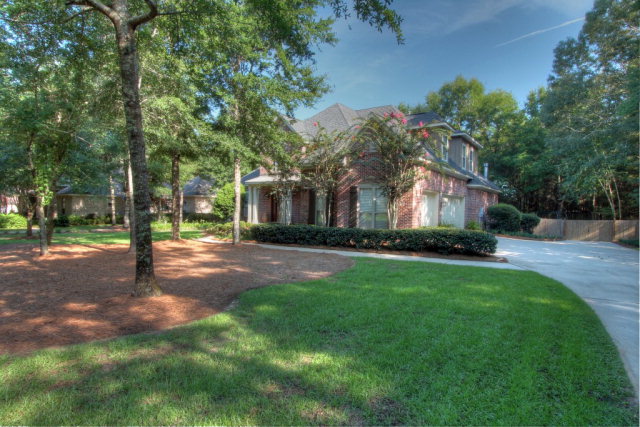146 Willow Lake Drive, Fairhope, AL 36532
