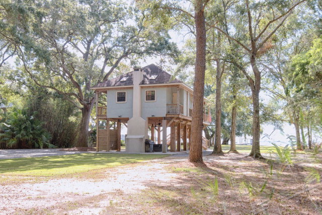 10489 County Road 1, Fairhope, AL 36532
