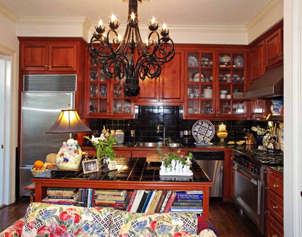 303 De La Mare Avenue, Fairhope, AL 36532