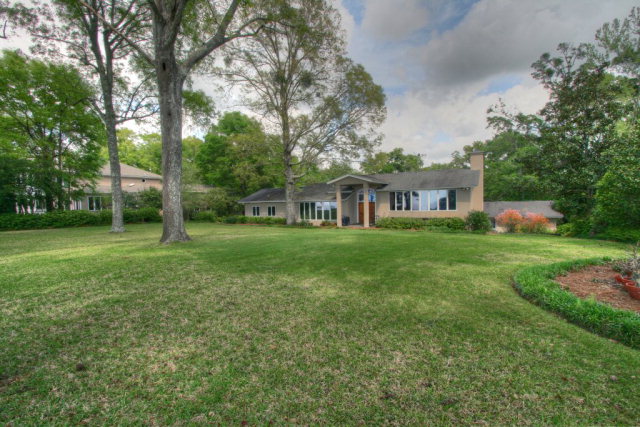 929 Sea Cliff Drive, Fairhope, AL 36532