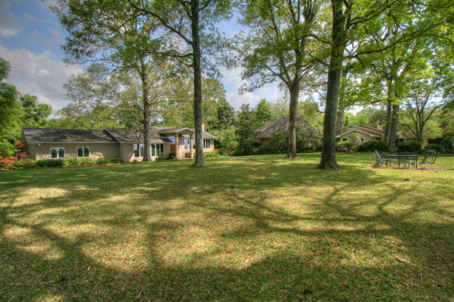 929 Sea Cliff Drive, Fairhope, AL 36532