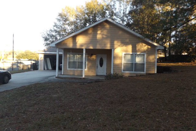 8962 Hillside Cir, Foley, AL 36535
