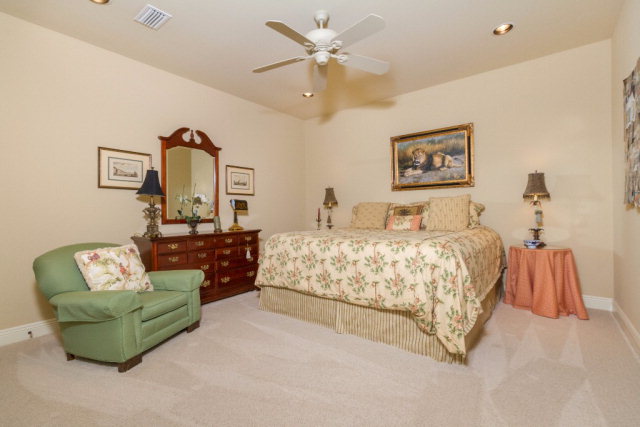 16 Market Street, Orange Beach, AL 36535