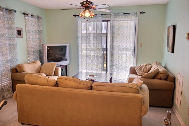 1041 Lagoon Avenue, Gulf Shores, AL 36542