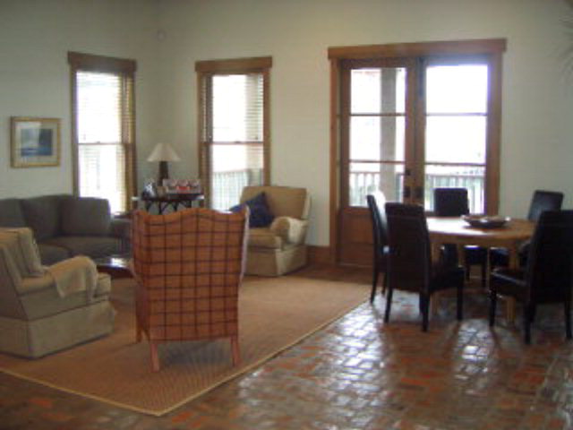 33 Lafitte Blvd, Gulf Shores, AL 36542