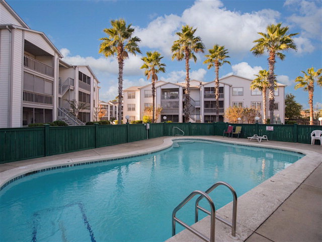 2200 2nd Street, Gulf Shores, AL 36542