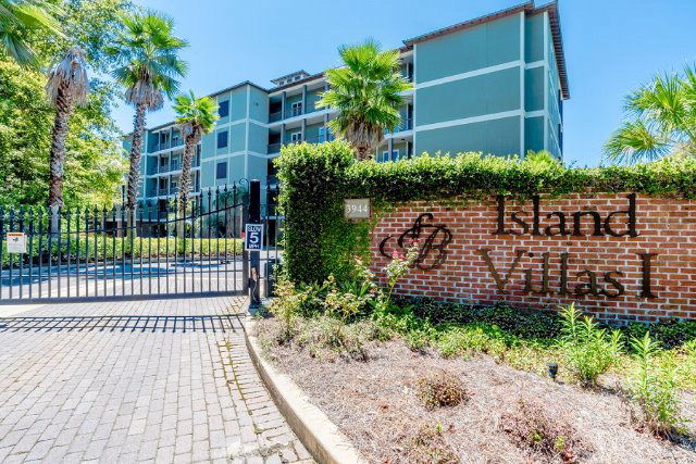 3944 Todd Lane, Gulf Shores, AL 36542