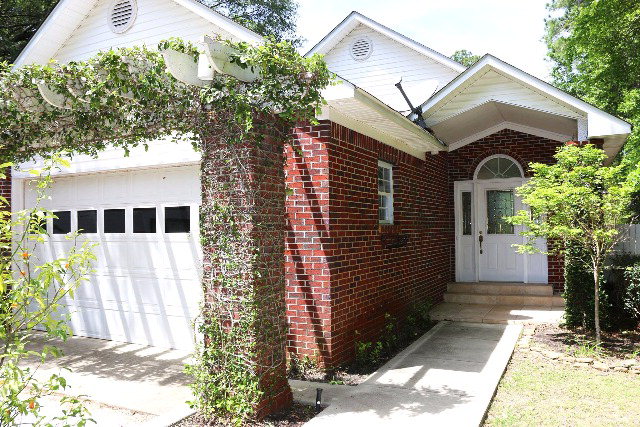 404 Canal Drive, Gulf Shores, AL 36542